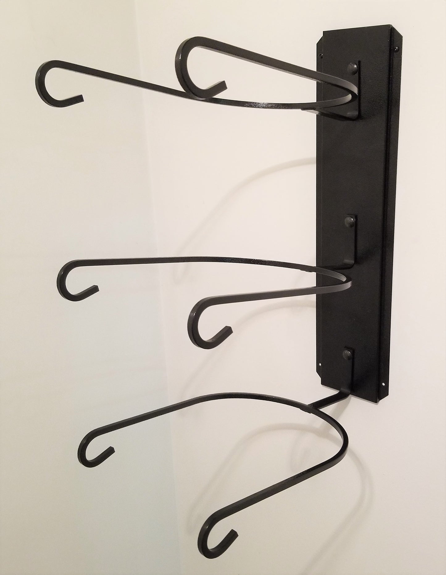 American Made 3 Hat Cowboy Hat Rack – Wall Mounted Black | Mark Christopher Collection