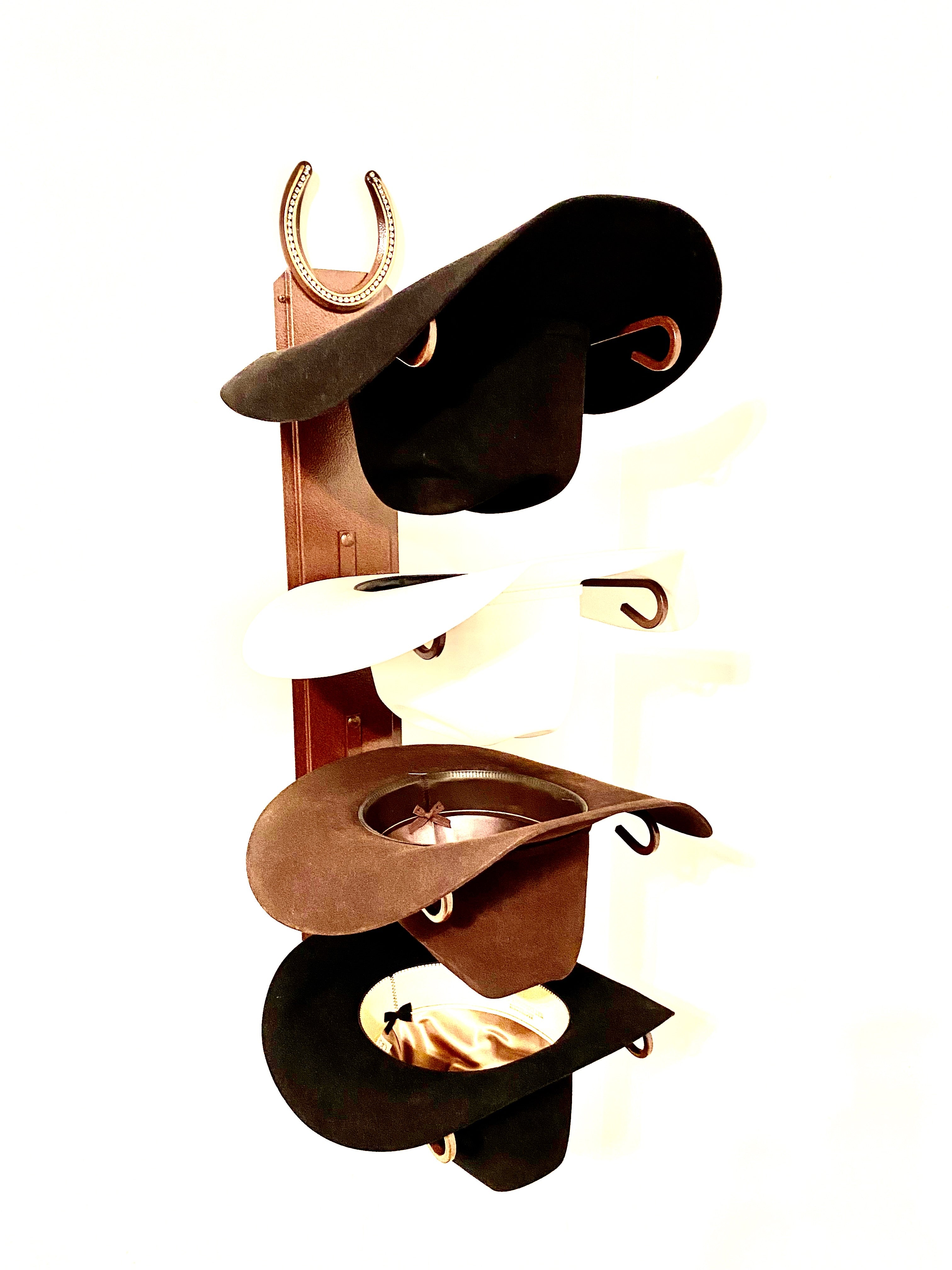 American Made Cowboy Hat Holder with Genuine "Lucky Horseshoe" RUST 664 HSBLING CT